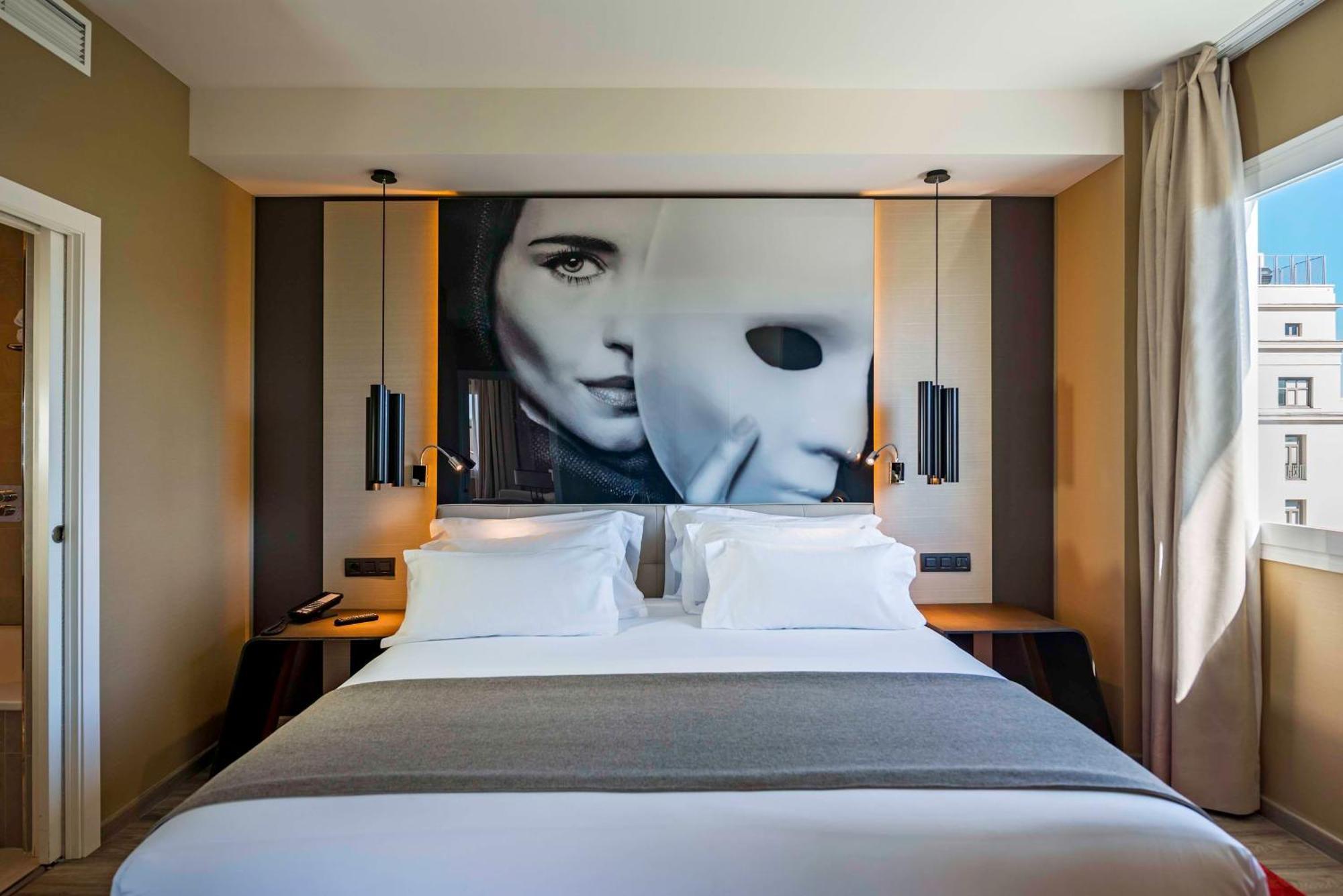 Nh Collection Madrid Suecia Hotel Exterior photo A bedroom at the hotel